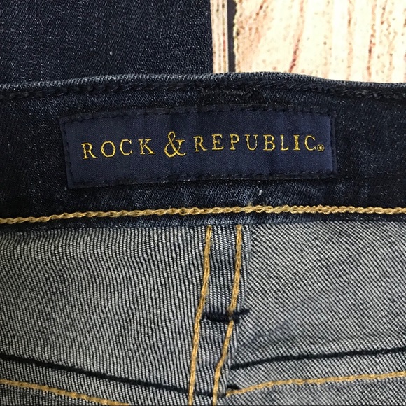 Rock & Republic Dark Wash Straight Leg Capris 12 - Picture 5 of 6